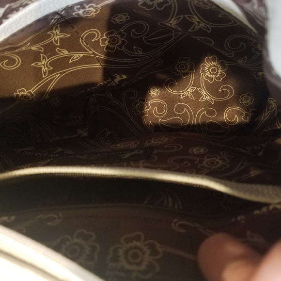 New. White. Crossbody rhinestone purse. - Picture 2 of 3